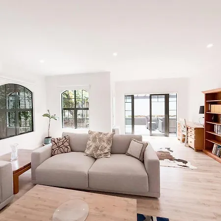 Sky Stars Serene Haven Villa At Mt Eden